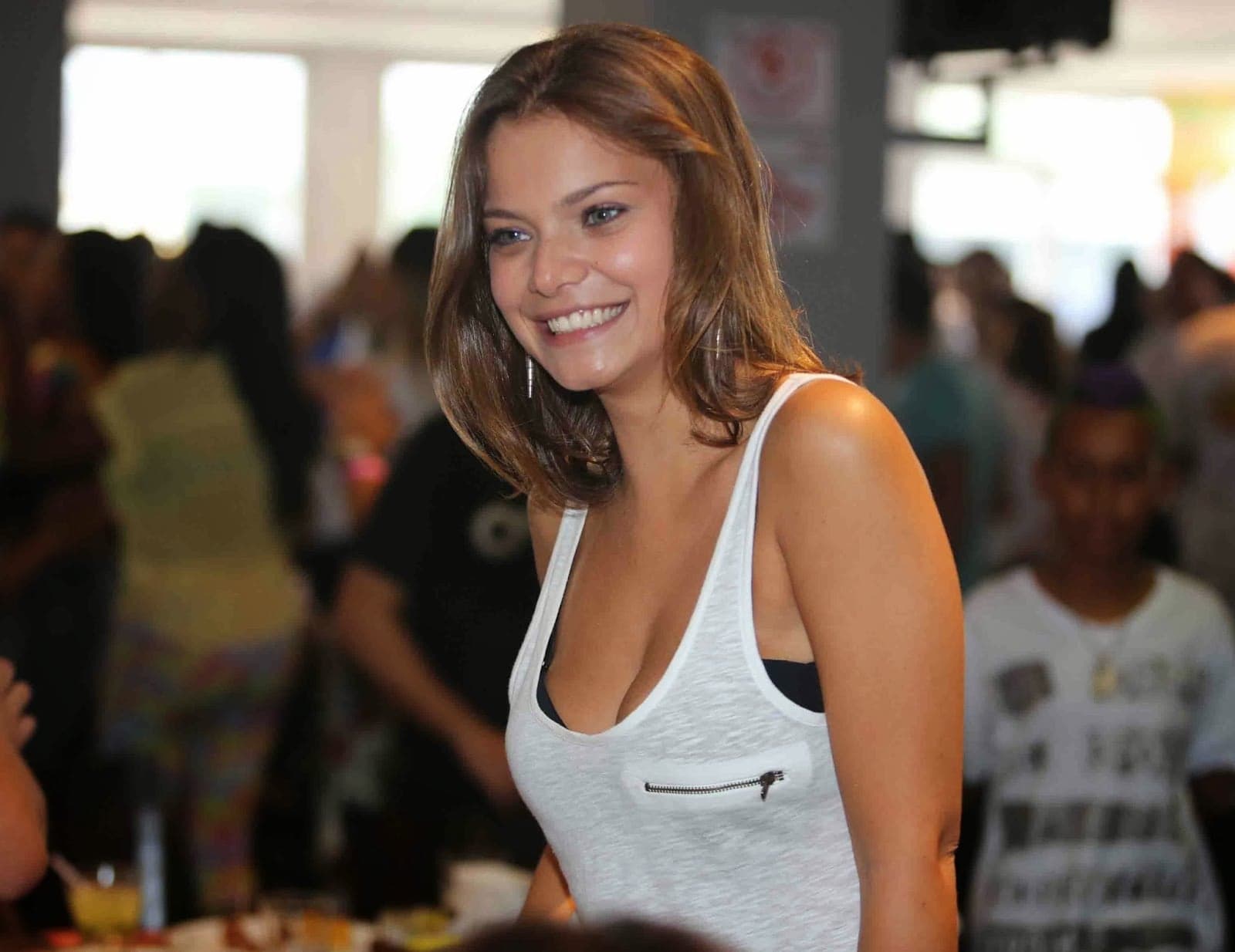 Milena Toscano está no elenco de As Aventuras de Poliana, do SBT. (Foto: Divulgação) Milena Toscano está no elenco de As Aventuras de Poliana, do SBT. (Foto: Divulgação)
