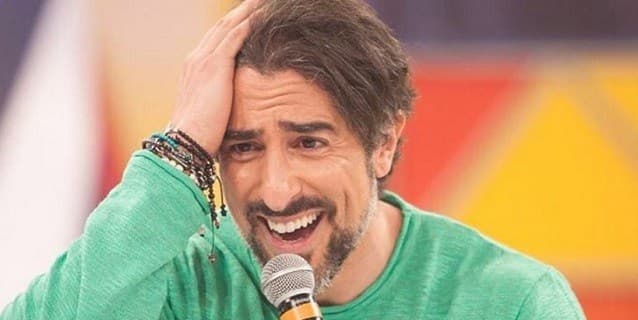 Marcos Mion reconhece fracasso e boicota reality "A Casa"