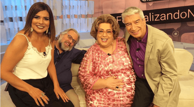 Silvio Santos muda programação do SBT e troca horário do "Fofocalizando"