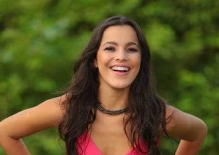 Ex-BBB Emilly pretende lançar biografia