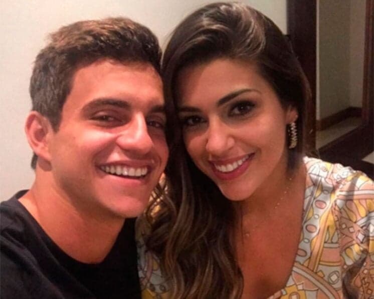 Ex-BBB Vivian revela ainda não ter acertado relação com Manoel: "Tenham paciência"
