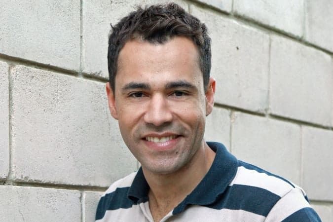 Rodrigo Sant'Anna comemora sucesso de série e fala sobre Jefinho do Pagode