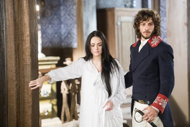 http://tvfoco.uai.com.br/wp-content/uploads/2015/05/Daniela-Mercury.jpg