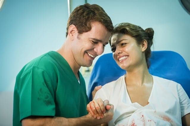 Daniel de Oliveira fala sobre a criação do primeiro filho com Sophie Charlotte