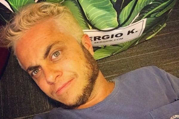 Thammy fala sobre sua peça cancelada por falta de público e ameaça diretor
