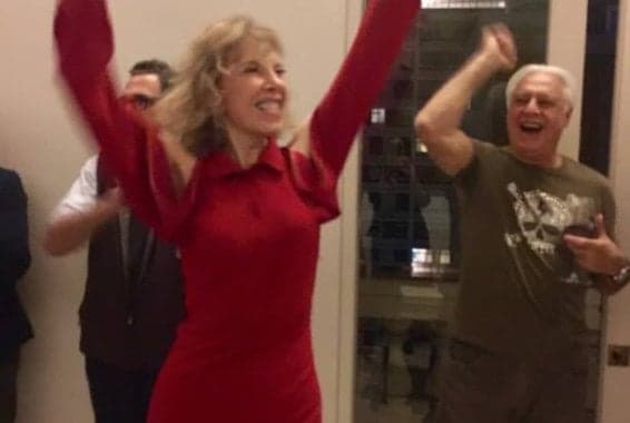Marília Gabriela comemora aniversário ao lado de amigos famosos; veja quem foi à festa