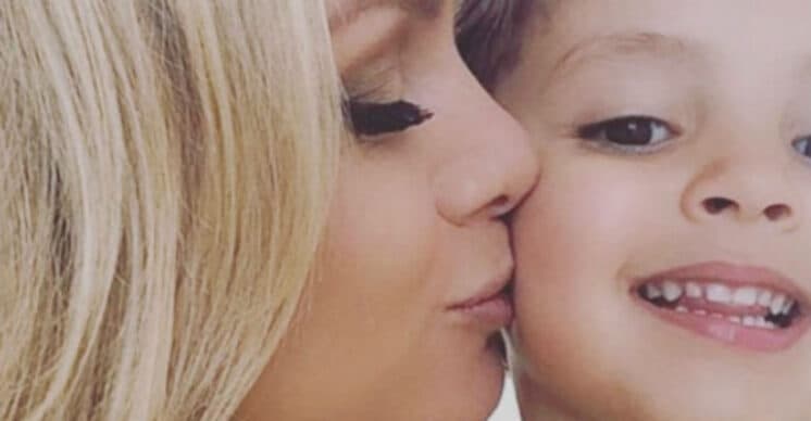 Eliana faz homenagem ao filho em rede social: "Ele me ensinou muitas coisas"