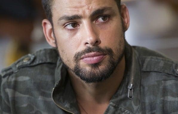 Cauã Reymond revela por quê recusou trabalhar com Walcyr Carrasco e lamenta saída de "O Sétimo Guardião"