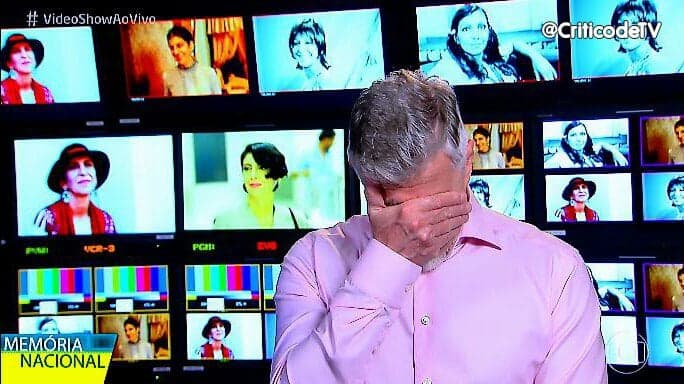 Miguel Falabella choca o público ao aparecer de forma diferente em premiação