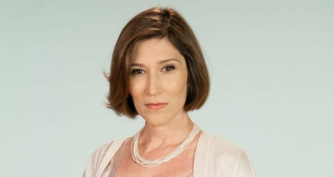 Beth Goulart revela experiência surpreendente em novela da Record