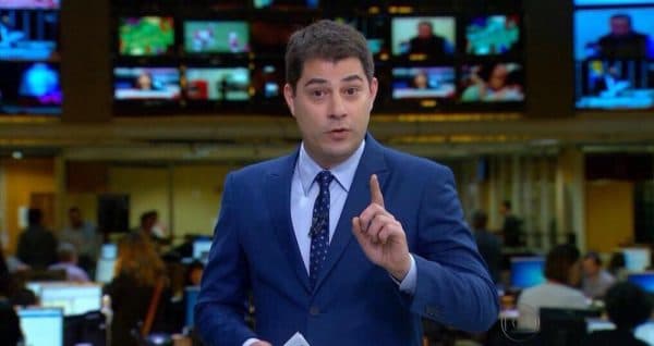 Evaristo Costa choca e dá resposta atravessada sobre o motivo de ter saído da Globo