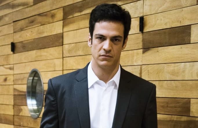 "Pega Pega": Eric toma uma importante decisão sobre o "Carioca Palace"