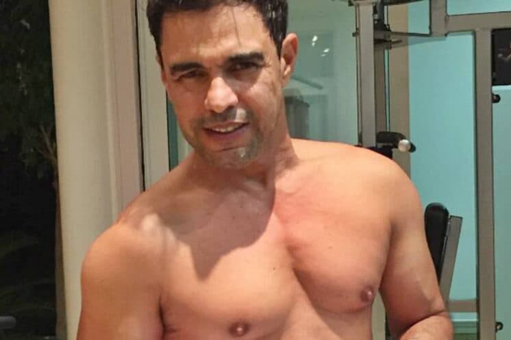 Pouca vergonha? Zezé di Camargo surpreende ao postar foto indiscreta