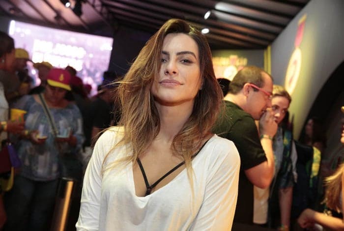 Cleo Pires viaja aos Estados Unidos para fazer plástica no nariz