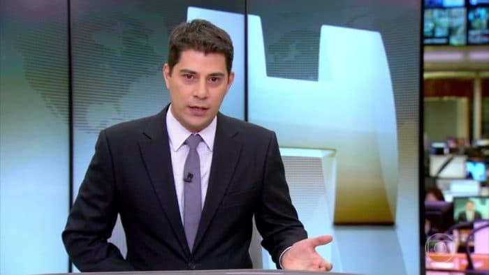 Fora da Globo, Evaristo Costa ficou muito próximo de ser o novo contratado do SBT para programa