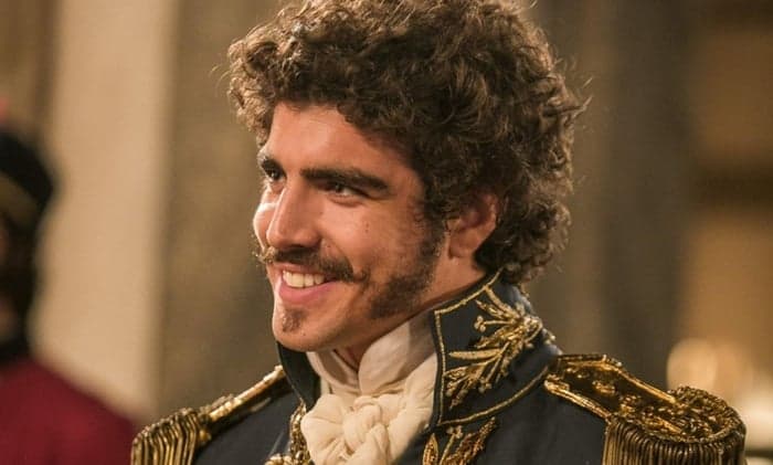 Após volta por cima em "Novo Mundo", Caio Castro comemora boa fase