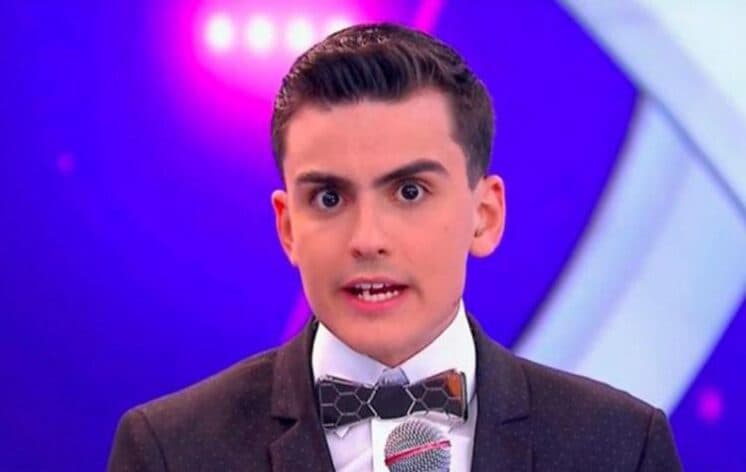 Filias do SBT ficam desesperadas com fim do Mundo Disney; emissora manda recado