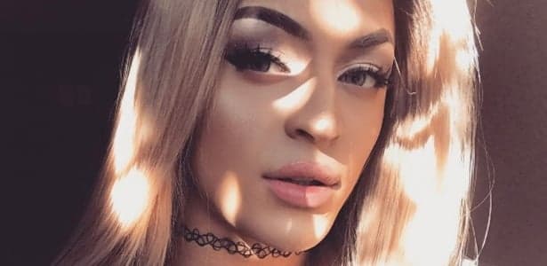 Após foto só de cueca, Pabllo Vittar posta imagem do bumbum e causa rebuliço na web