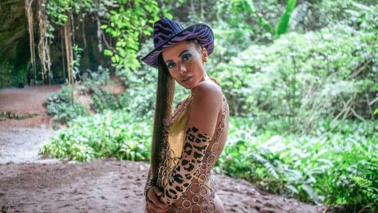 Além de cantora e empresária, Anitta deve virar atriz; TV Globo já fez o convite