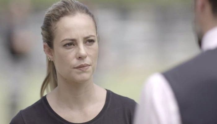 Jeiza (Paolla Oliveira) em cena de "A Força do Querer" (Foto: Divulgação/Globo)