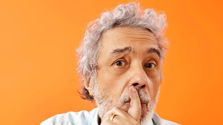Pedro Paulo Rangel revela ao vivo que já gravou novela completamente pelado