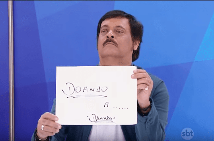 Carlinhos Aguiar fala sobre veto na Record e demissão do SBT: "Me senti a mosca do cocô do bandido"