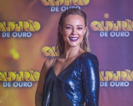 Saiba quanto custou o vestido usado por Paolla Oliveira no Caldeirão de Ouro