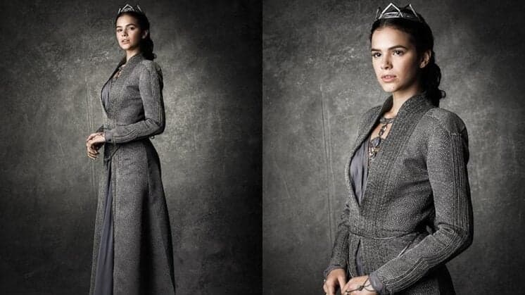 Bruna Marquezine comemora papel em Deus Salve o Rei e revela detalhes da trama