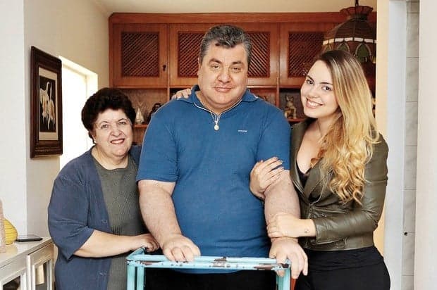 Baleado na cabeça há quase 20 anos, Gerson Brenner recebe quantia da 'Globo' que nunca chegou até ele
