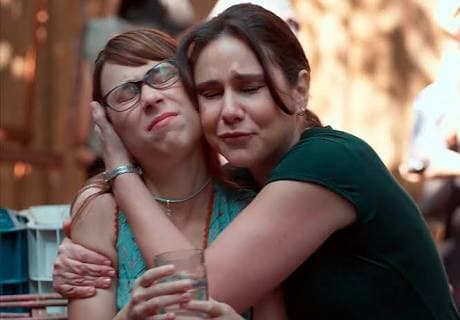 Aos 39 anos, Aline Fanju é mãe pela primeira vez e compartilha momento com seguidores
