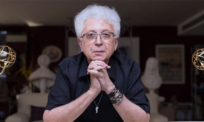 Fora do Brasil, Aguinaldo Silva acelera capítulos de O Sétimo Guardião
