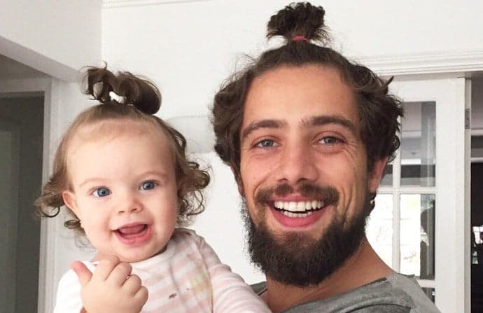 Rafael Cardoso descobre sexo do seu segundo filho e esposa revela o nome do bebê
