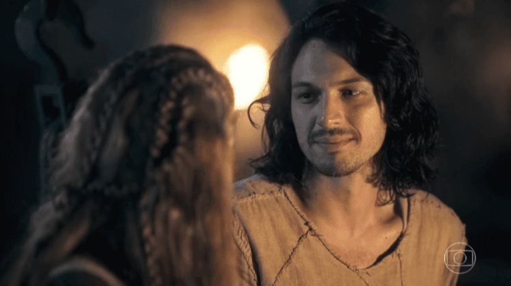 Deus Salve o Rei: Amália e Afonso curtem lua de mel