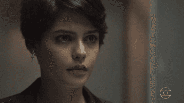 Julia Dalavia fala sobre mudança no visual por personagem em O Outro Lado do Paraíso e conta detalhes