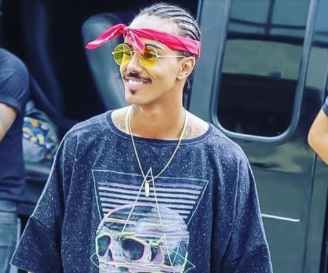 O cantor MC Livinho via lançar nova música. (Foto; Reprodução/Instagram) O cantor MC Livinho via lançar nova música. (Foto; Reprodução/Instagram)