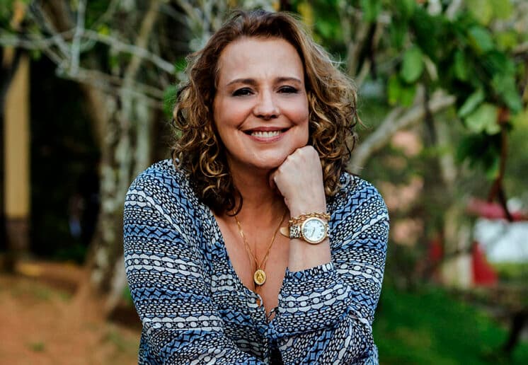 Com esclerose múltipla, Ana Beatriz Nogueira faz blog para falar da doença rara