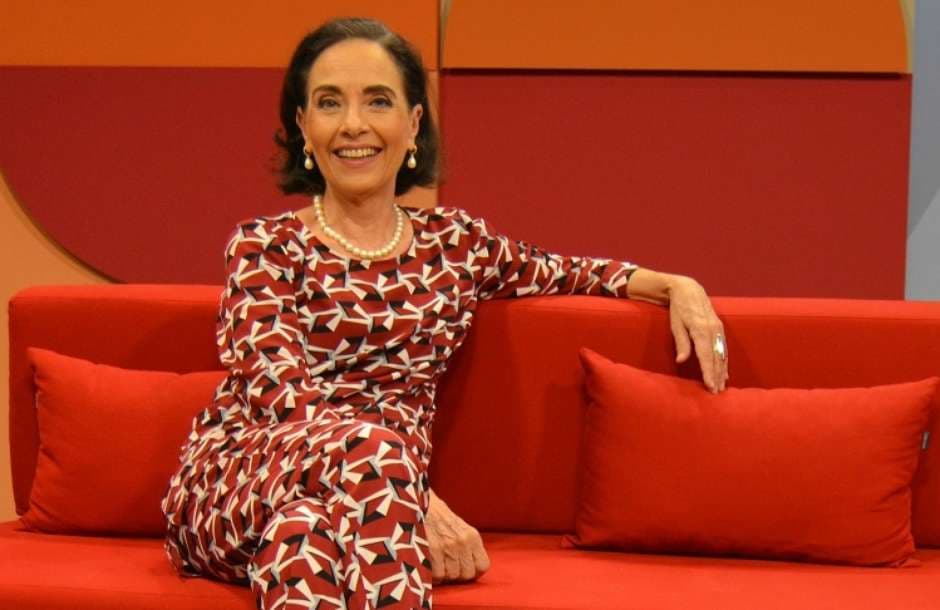A apresentadora Vera Barroso no estúdio do Sem Censura (Foto: Bruno Souza/TV Brasil) A apresentadora Vera Barroso no estúdio do Sem Censura (Foto: Bruno Souza/TV Brasil)