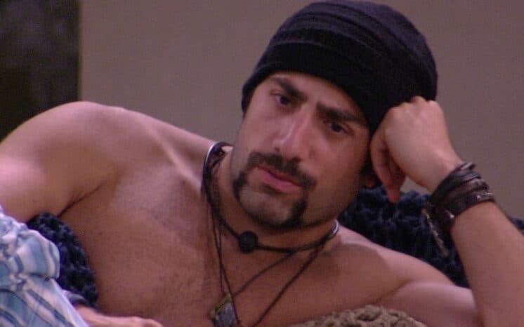 "Me deixa em paz", dispara Kaysar para Patrícia após insistência no BBB18; assista
