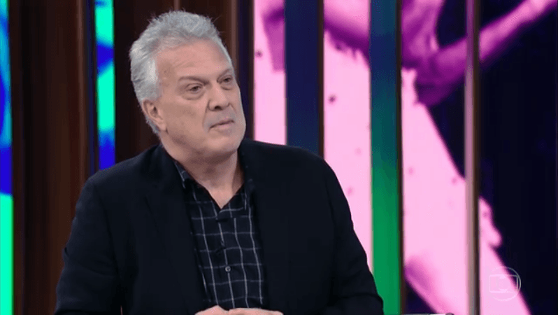 O apresentador Pedro Bial durante seu programa na Globo (Foto: Reprodução/Globo) O apresentador Pedro Bial durante seu programa na Globo (Foto: Reprodução/Globo)