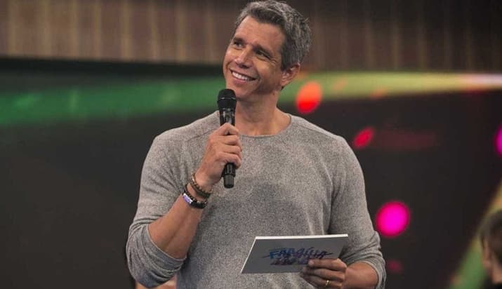 Marcio Garcia comanda o Tamanho Família na Globo. (Foto: Divulgação) Marcio Garcia comanda o Tamanho Família na Globo. (Foto: Divulgação)