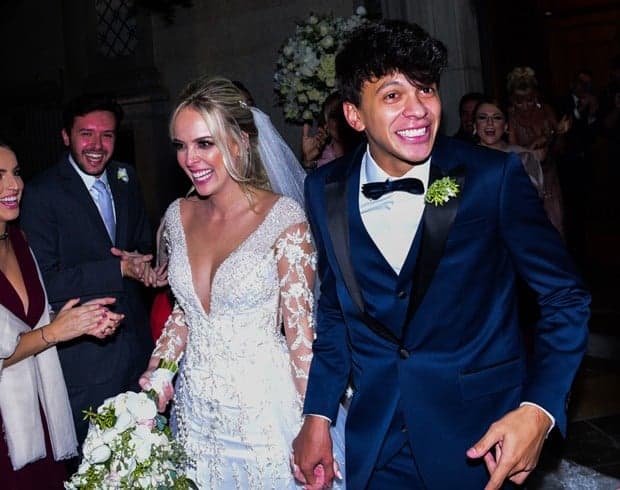 Cocielo e Tata Estanieck se casam pela segunda vez em cerimônia recheada de famosos