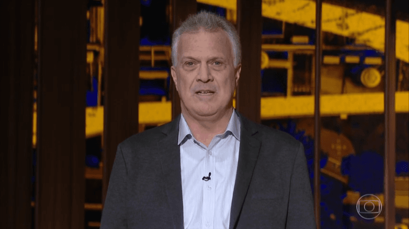 Pedro Bial no comando de seu talk show na Globo (Foto: Reprodução/Globo) Pedro Bial no comando de seu talk show na Globo (Foto: Reprodução/Globo)