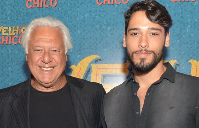 Antonio Fagundes e Bruno Fagundes no lançamento de Velho Chico, em 2016 (Foto: Globo/João Miguel Junior)
