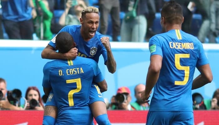 Neymar, Douglas Costa e Casemiro no jogo entre Brasil x Costa Rica (Foto: Lucas Figueiredo/CBF) Neymar, Douglas Costa e Casemiro no jogo entre Brasil x Costa Rica (Foto: Lucas Figueiredo/CBF)