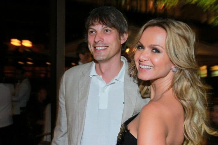 Pela primeira vez, Eliana apresenta Manuela, revela que vai casar e conta todos os detalhes