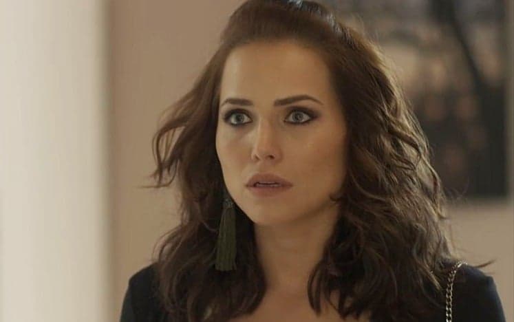 Segundo Sol: Rosa vira grande cafetina e bordel passa a promover trabalho escravo