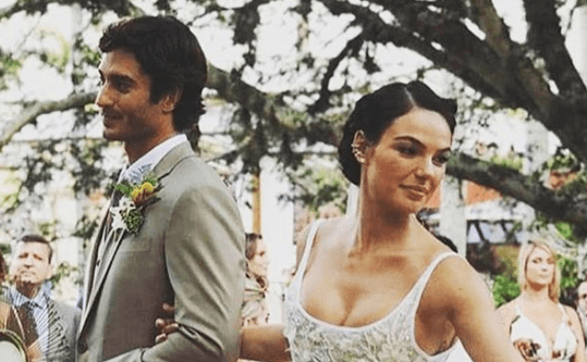 Casamento de Isis Valverde tem odor de erva proibida e deixa convidados irritados
