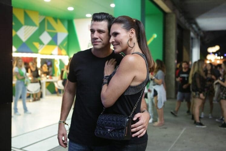 Namorado bonitão de Laura Müller se declara: "Estou apaixonado por ela"