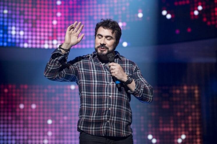 Padre Fábio de Melo surpreende a todos e se apresenta em show com funkeiro