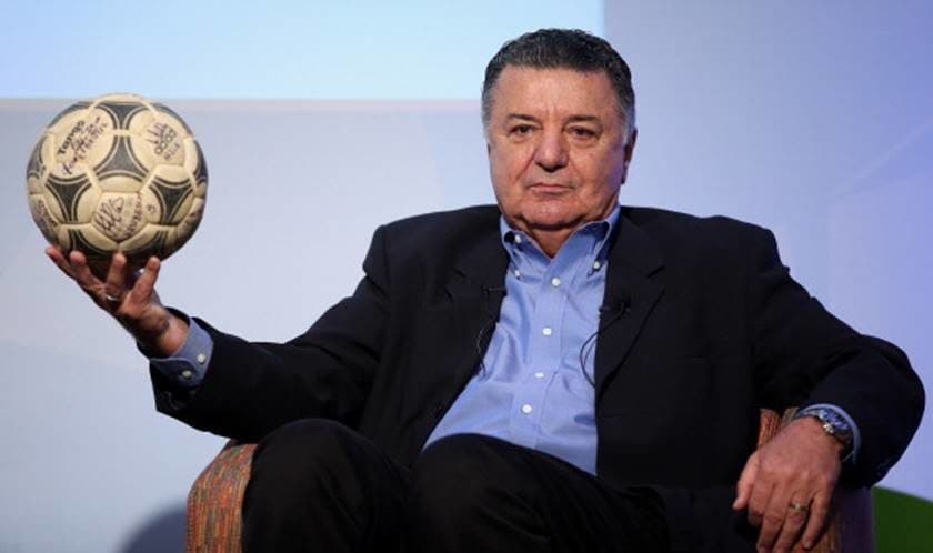 Arnaldo Cezar Coelho fez sua última Copa na Globo Foto: Friedemann Vogel - FIFA/FIFA) Arnaldo Cezar Coelho fez sua última Copa na Globo Foto: Friedemann Vogel - FIFA/FIFA)